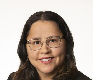 Melinda Rosado headshot